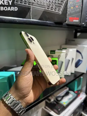 New Apple iPhone 16 Pro Max 256 GB Gold