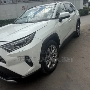 Toyota RAV4 2020 White