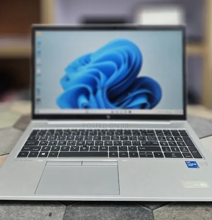 New Laptop HP EliteBook 850 G8 16GB Intel Core i5 SSD 512GB