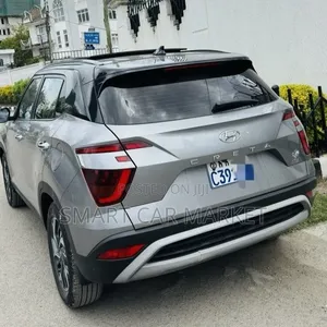 Hyundai Creta 2024 Silver