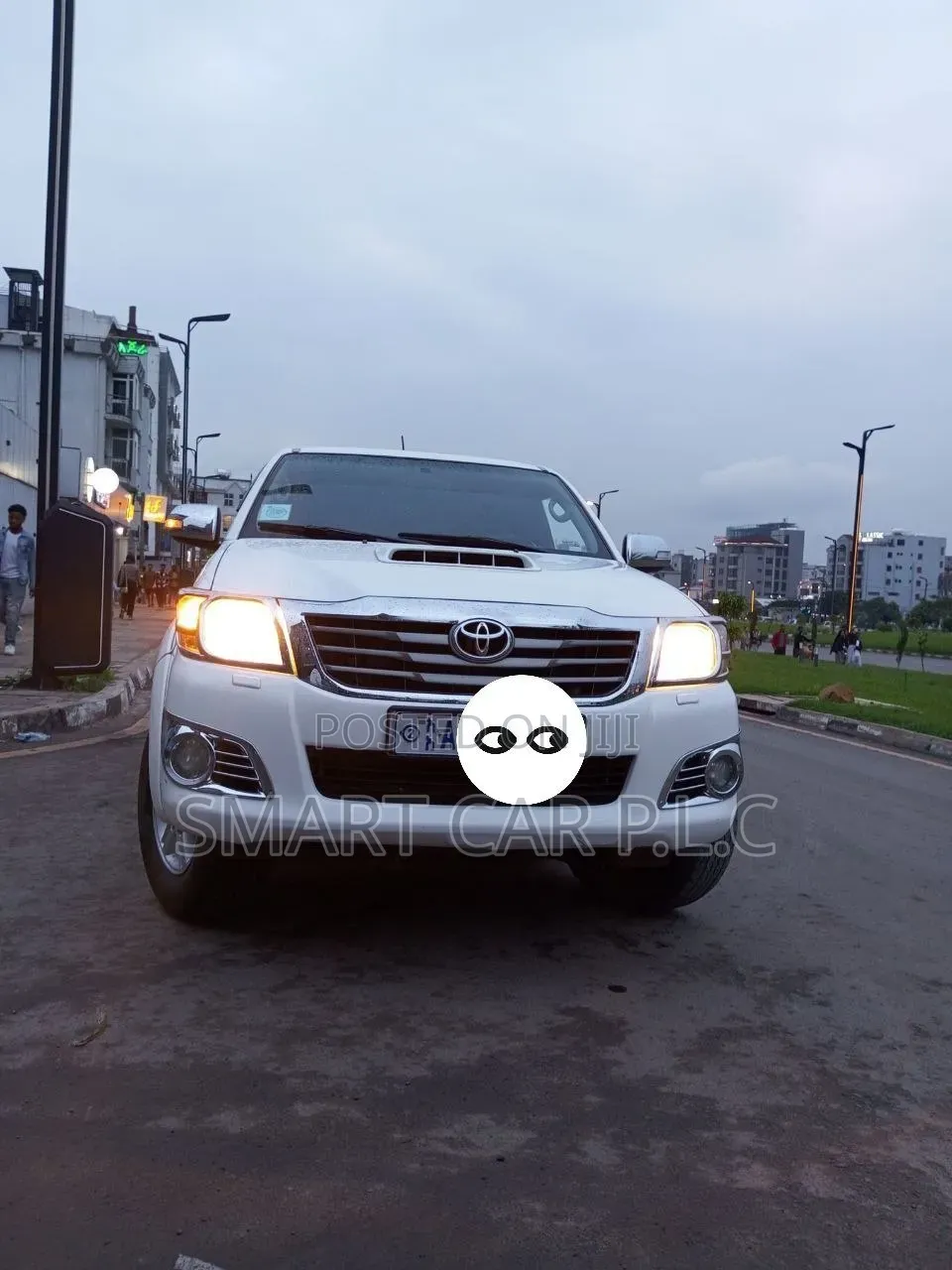 Toyota Hilux 2013 White