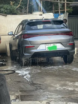 BYD E2 43 kWh 94 hp FWD 2025 Gray