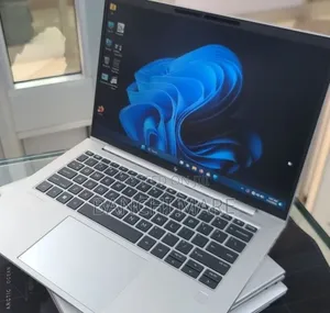 New Laptop HP EliteBook 840 G10 16GB Intel Core i7 SSD 512GB