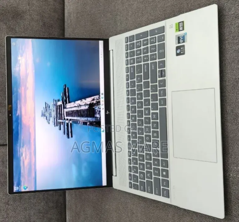 New Laptop HP 16GB Intel Core i7 SSD 1T