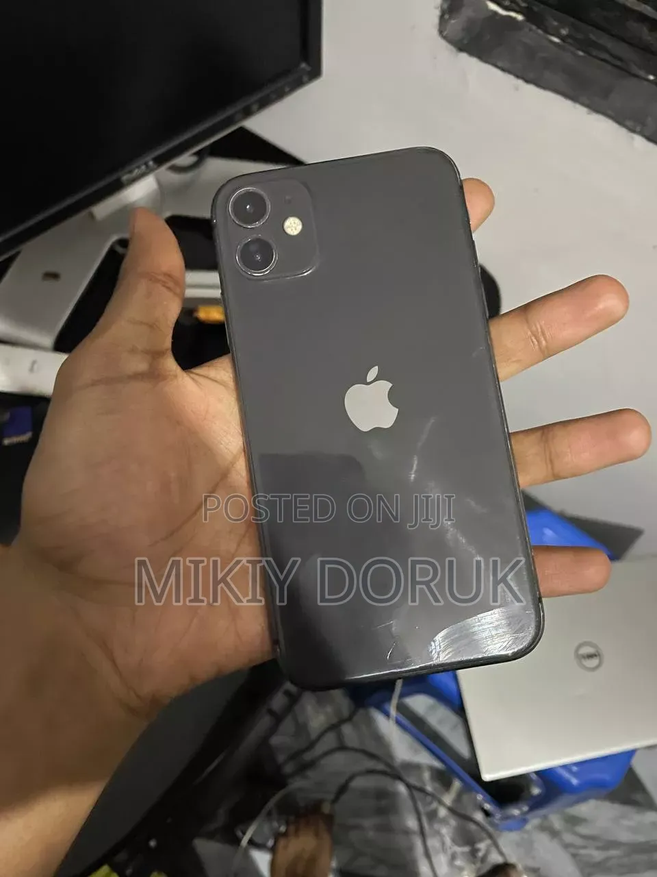 Apple iPhone 11 64 GB Black