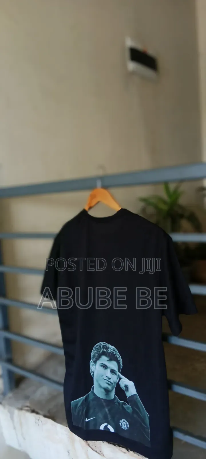 የተለያዩ የወንዶች እና የሴቶች ቲሸርት