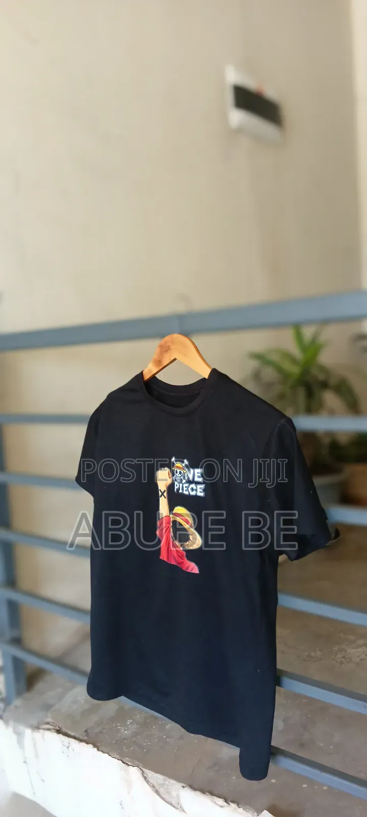 የተለያዩ የወንዶች እና የሴቶች ቲሸርት