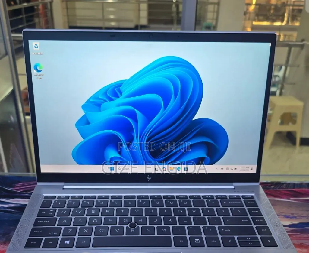 New Laptop HP EliteBook 840 G7 16GB Intel Core i5 SSD 512GB