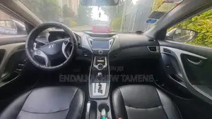 Hyundai Avante 2012 Gray