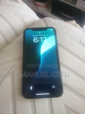 New Apple iPhone 11 64 GB Black