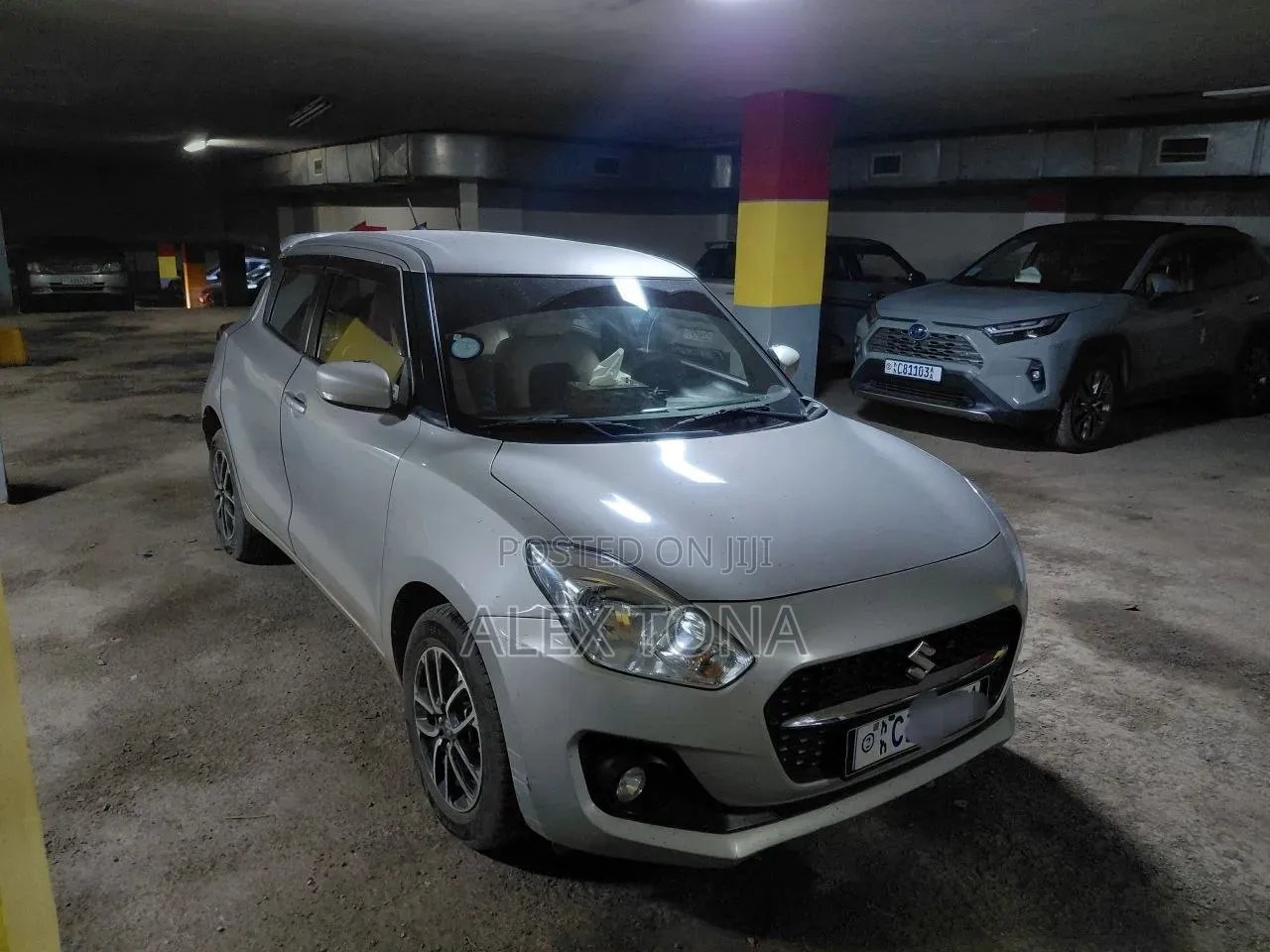 Suzuki Swift 2022 Silver