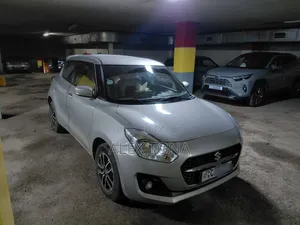 Suzuki Swift 2022 Silver