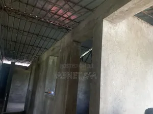 የሚከራይ መጋዘን