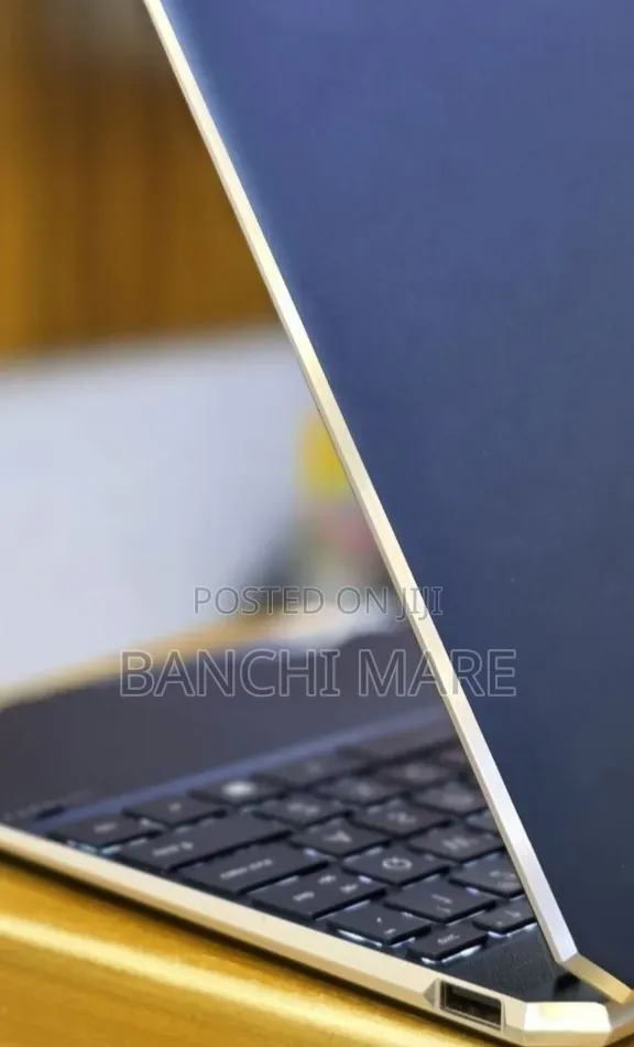 New Laptop HP Spectre X360 16GB Intel Core i7 SSD 512GB