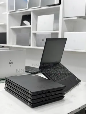 New Laptop Lenovo ThinkPad T490s 8GB Intel Core i5 SSD 512GB