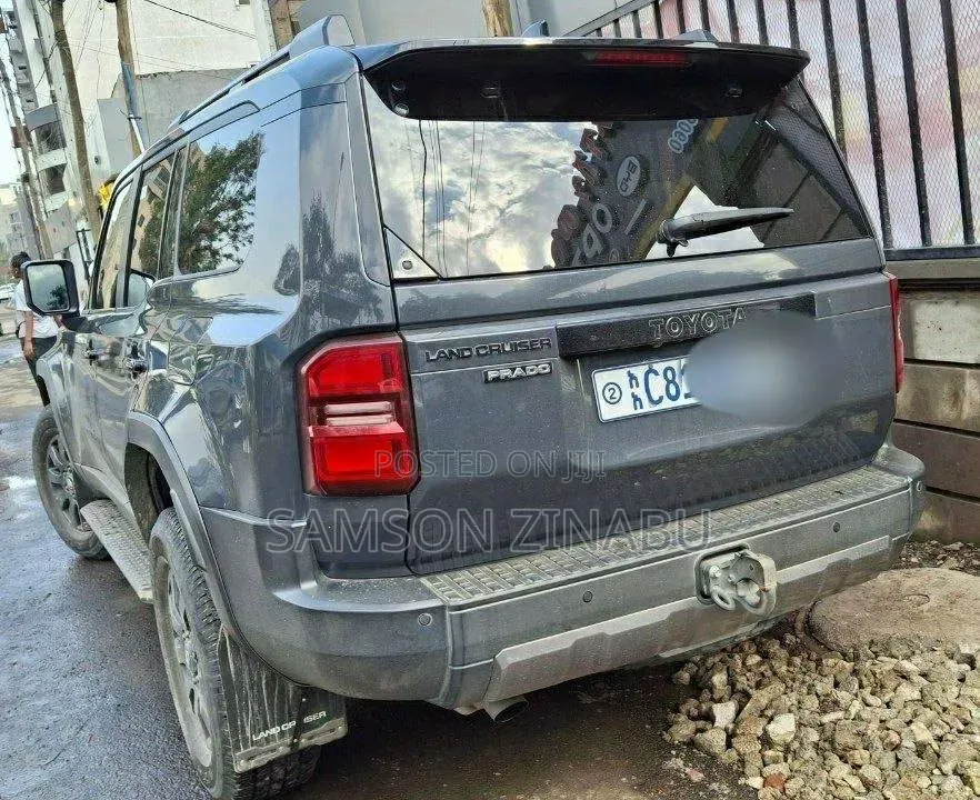 Toyota Land Cruiser 2024