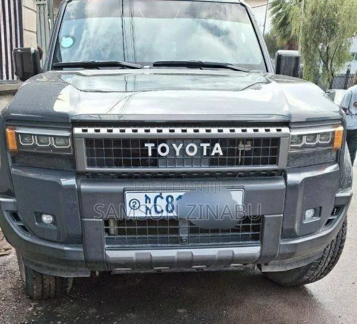 Toyota Land Cruiser 2024