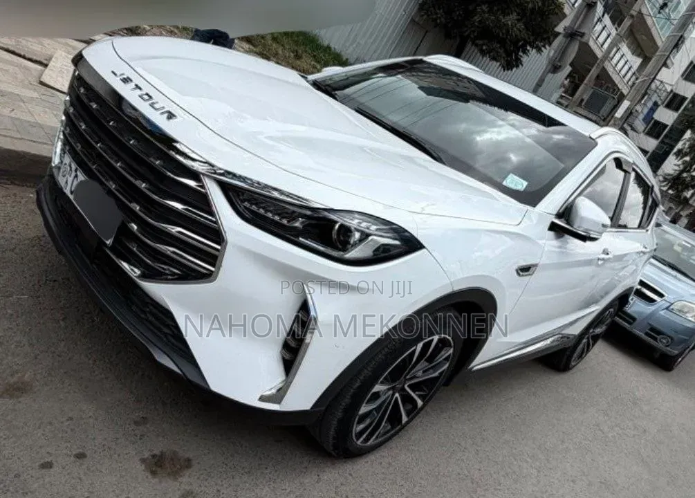 Jetour X70 Plus 2022 White