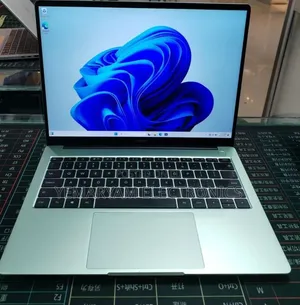 New Laptop 16GB Intel Core i5 SSD 512GB