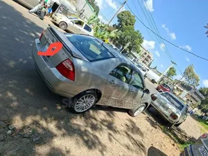 Toyota Corolla 2005 Off white