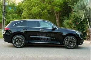 Mercedes-Benz EQC EQC400 4MATIC 2023 Black