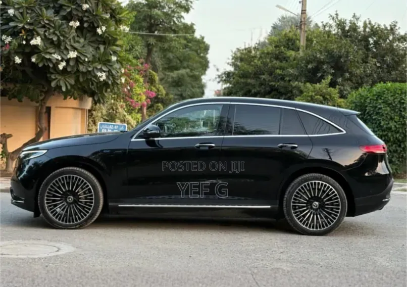 Mercedes-Benz EQC EQC400 4MATIC 2023 Black