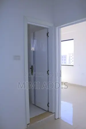 Spacious 3 Bedroom Apartment at 24