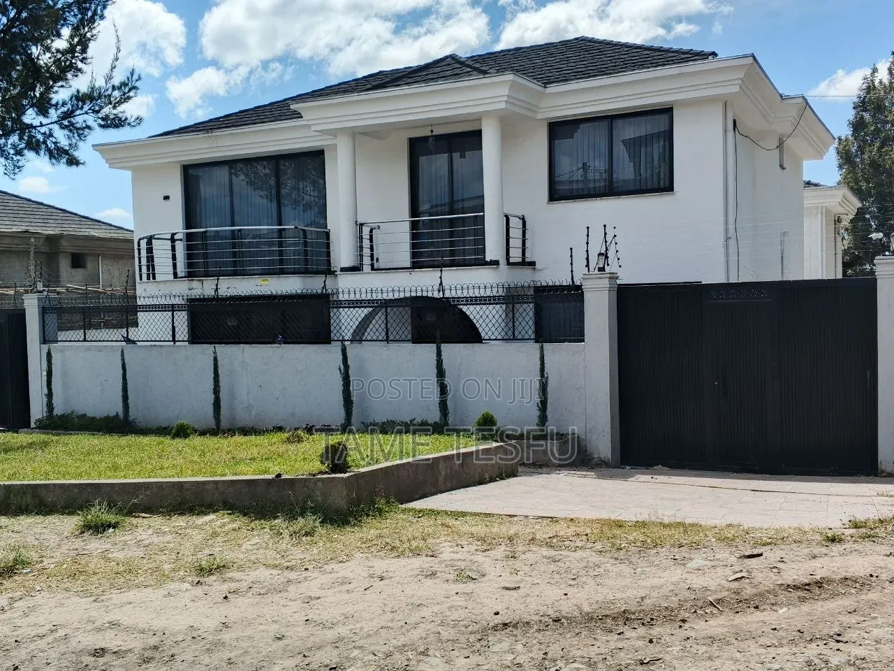 Furnished 7bdrm House in Figa, Bole for sale