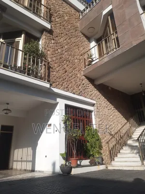 5bdrm House in Nifas Silk-Lafto for rent