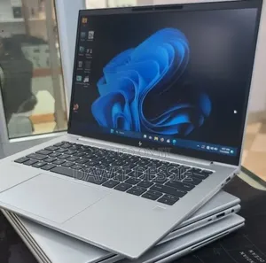 New Laptop HP EliteBook 840 G10 16GB Intel Core i7 SSD 1T