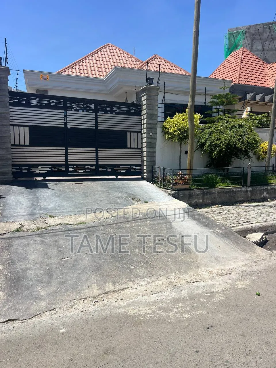 Furnished 3bdrm Villa in ሀያት, Bole for sale
