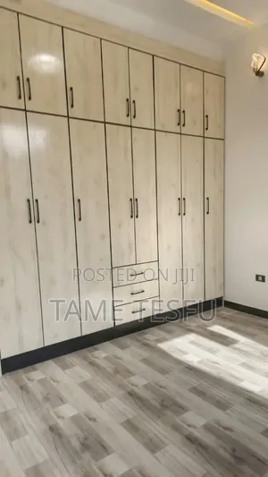 Furnished 3bdrm Villa in ሀያት, Bole for sale