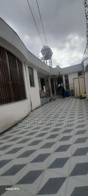 Furnished 5bdrm House in ኮቶቤ, Yeka for sale