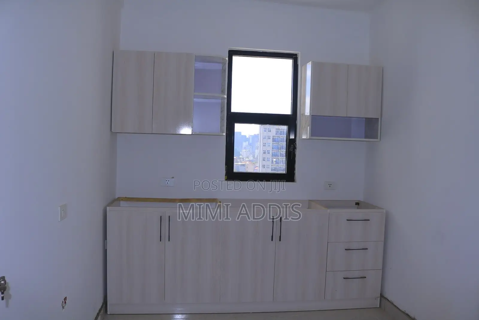 Spacious 3 Bedroom Apartment at 24