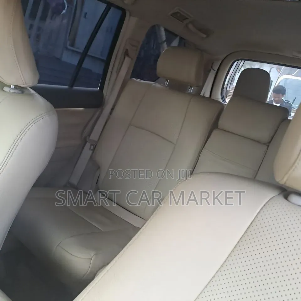Toyota Land Cruiser 2019 Brown