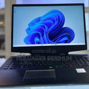 New Laptop HP Omen X 17t 16GB Intel Core i7 SSD 512GB