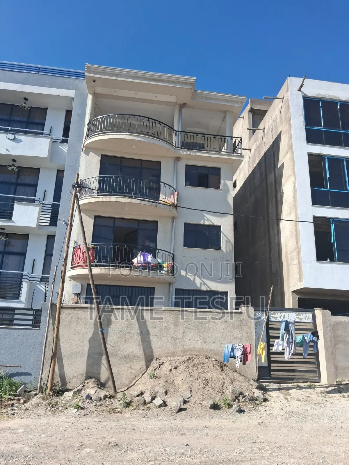 Furnished 6bdrm House in Hayat, Bole for sale