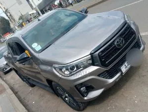 Toyota Hilux 2020 Gray
