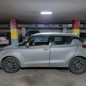 Suzuki Swift 2021 Silver