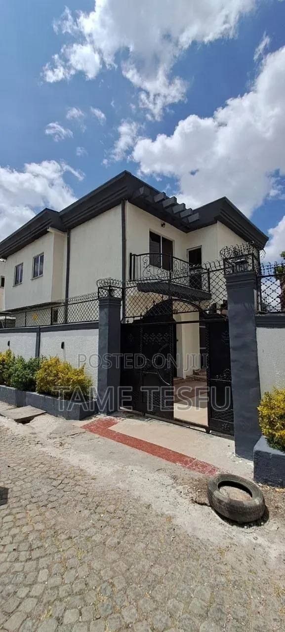 Furnished 4bdrm House in Hayat, Bole for sale