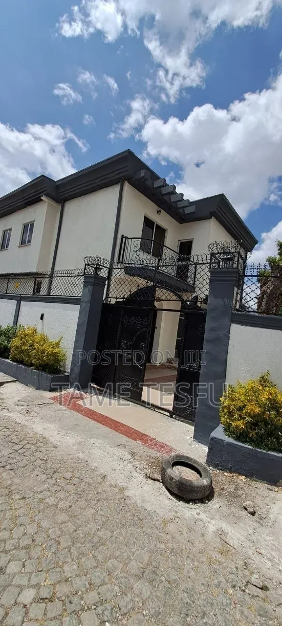 Furnished 4bdrm House in Hayat, Bole for sale