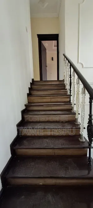 Furnished 4bdrm House in Hayat, Bole for sale