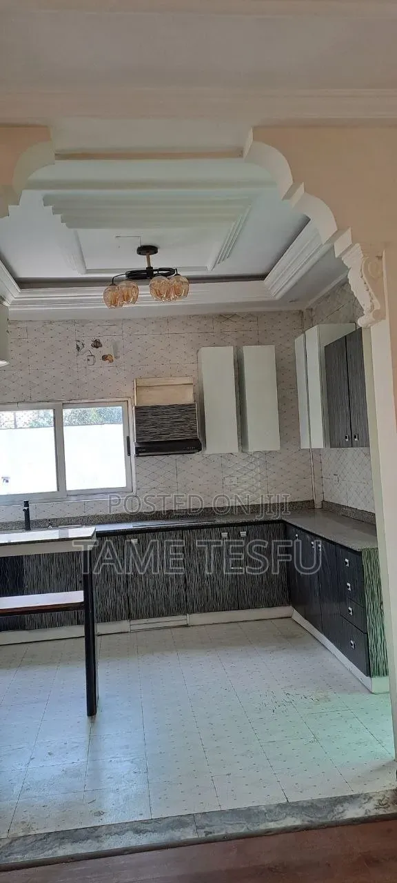 Furnished 4bdrm House in Hayat, Bole for sale
