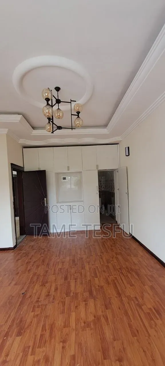 Furnished 4bdrm House in Hayat, Bole for sale