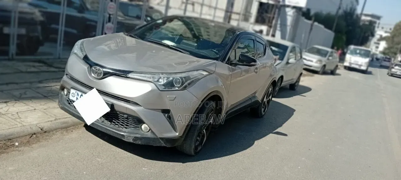 Toyota C-HR 2020 Silver