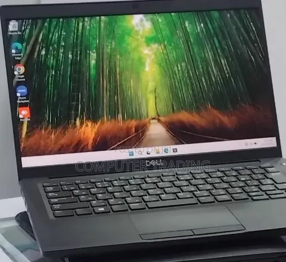 New Laptop Dell Latitude 7390 8GB Intel Core i5 SSD 256GB