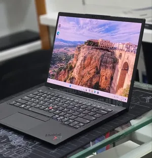 New Laptop Lenovo ThinkPad X1 Carbon 16GB Intel Core i7 SSD 512GB
