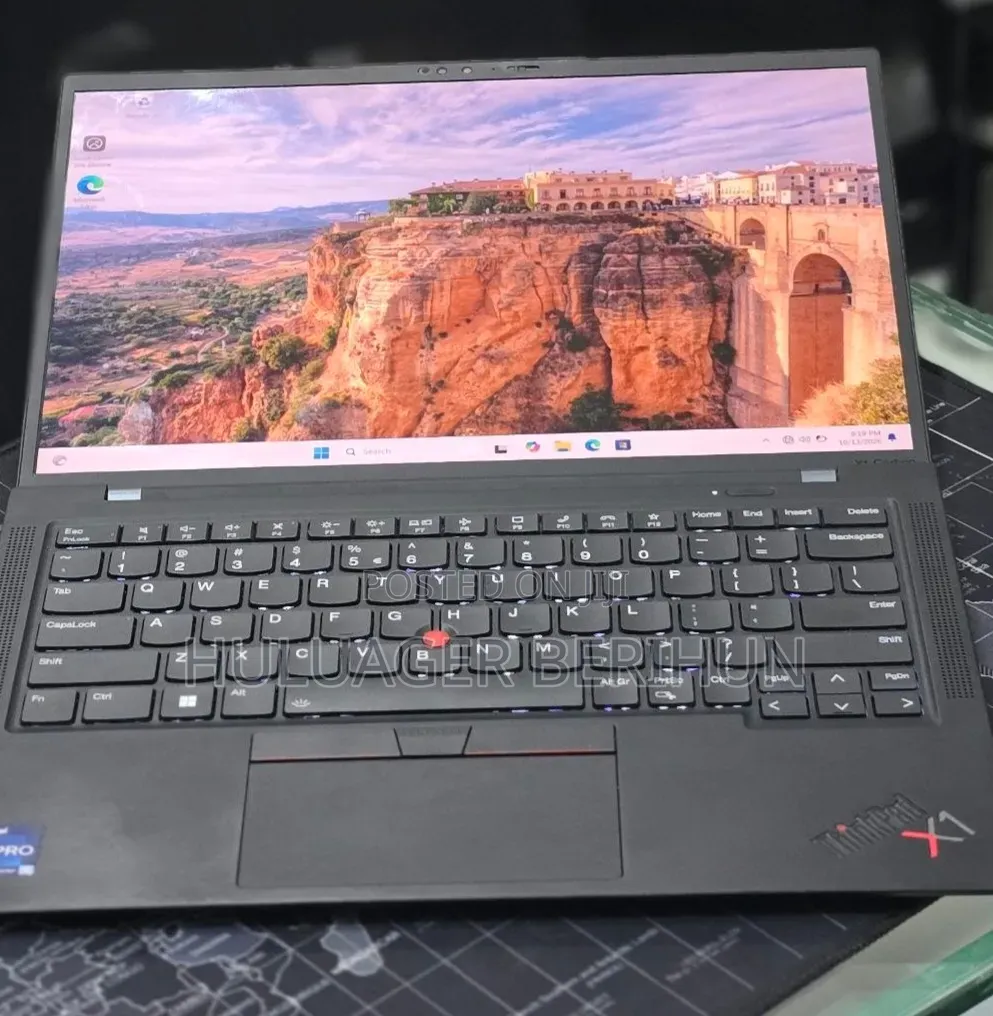 New Laptop Lenovo ThinkPad X1 Carbon 16GB Intel Core i7 SSD 512GB