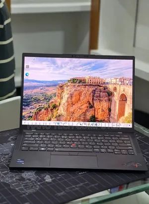 New Laptop Lenovo ThinkPad X1 Carbon 16GB Intel Core i7 SSD 512GB
