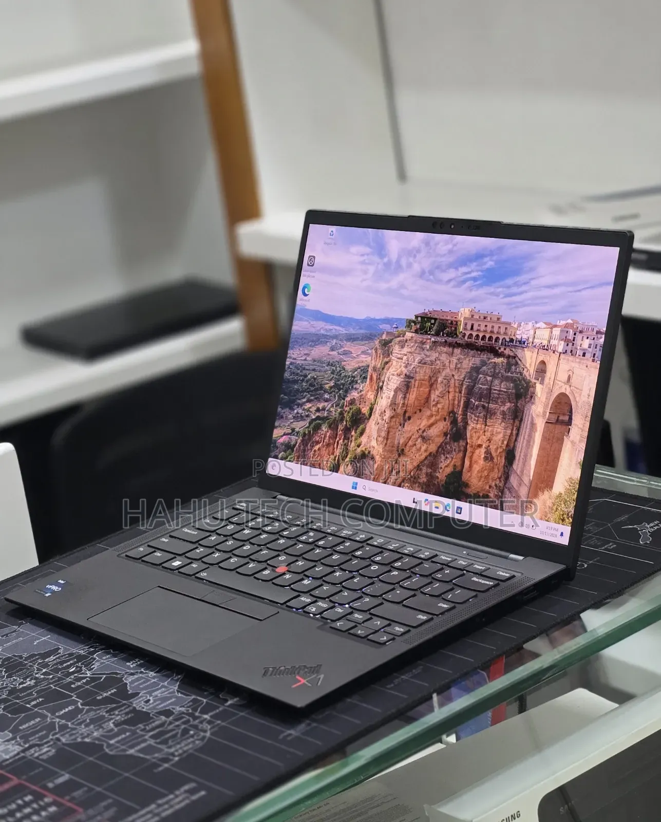 New Laptop Lenovo ThinkPad X1 Carbon 16GB Intel Core i7 SSD 512GB